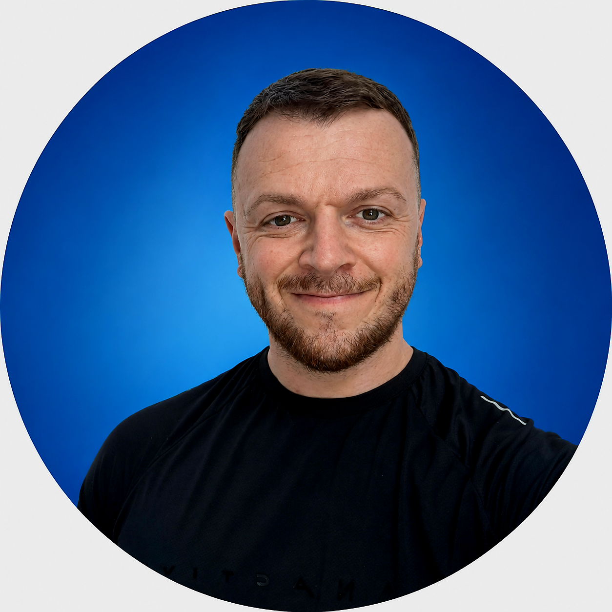 Elliot, founder of My Virtual Trainer
